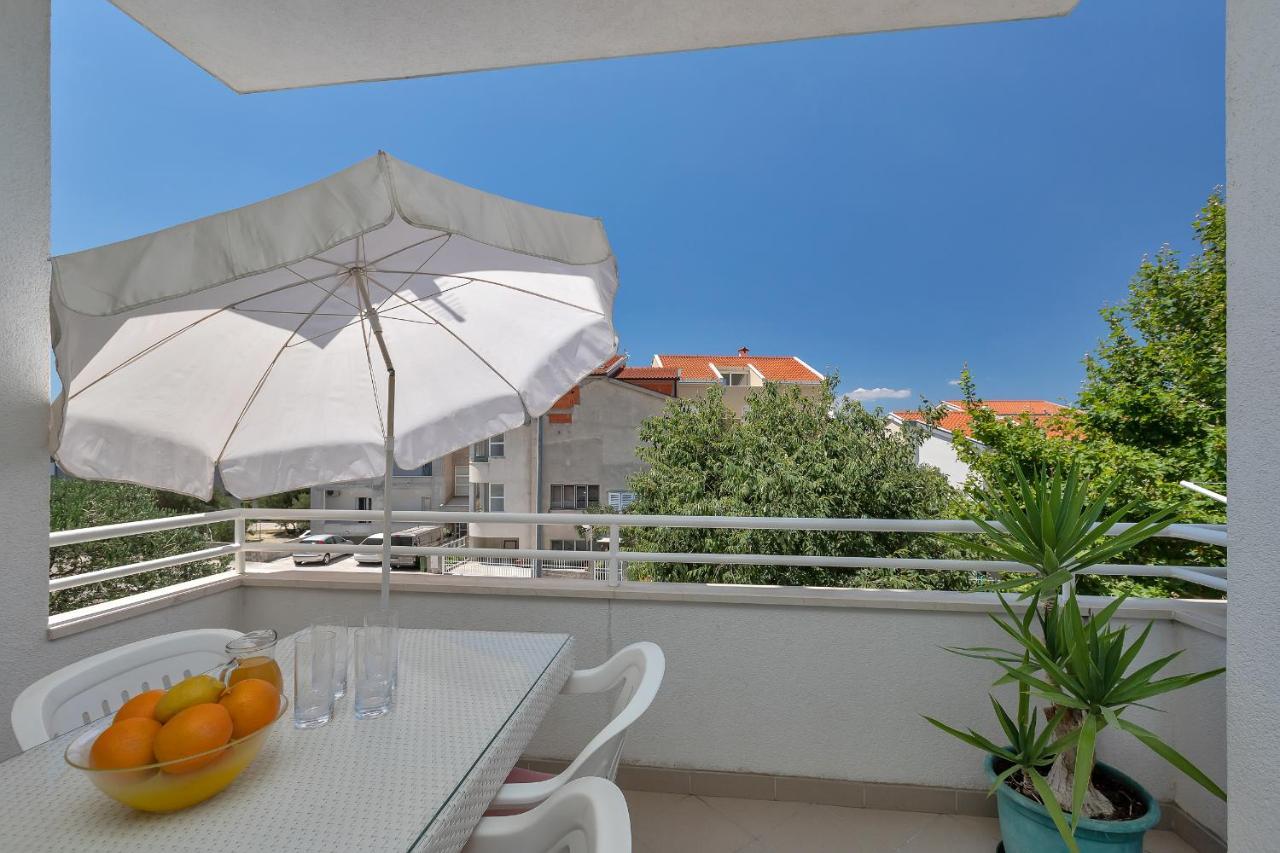 Apartments Marija Tučepi エクステリア 写真