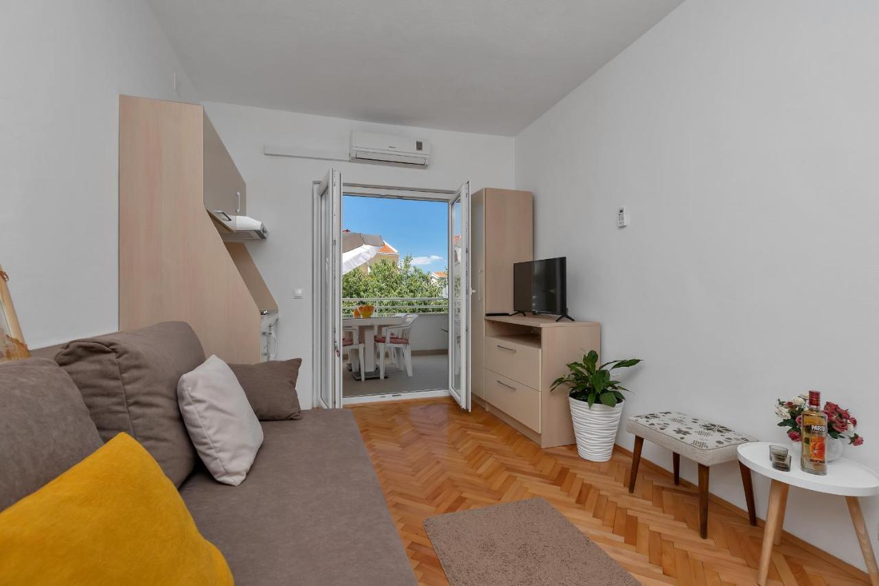 Apartments Marija Tučepi エクステリア 写真
