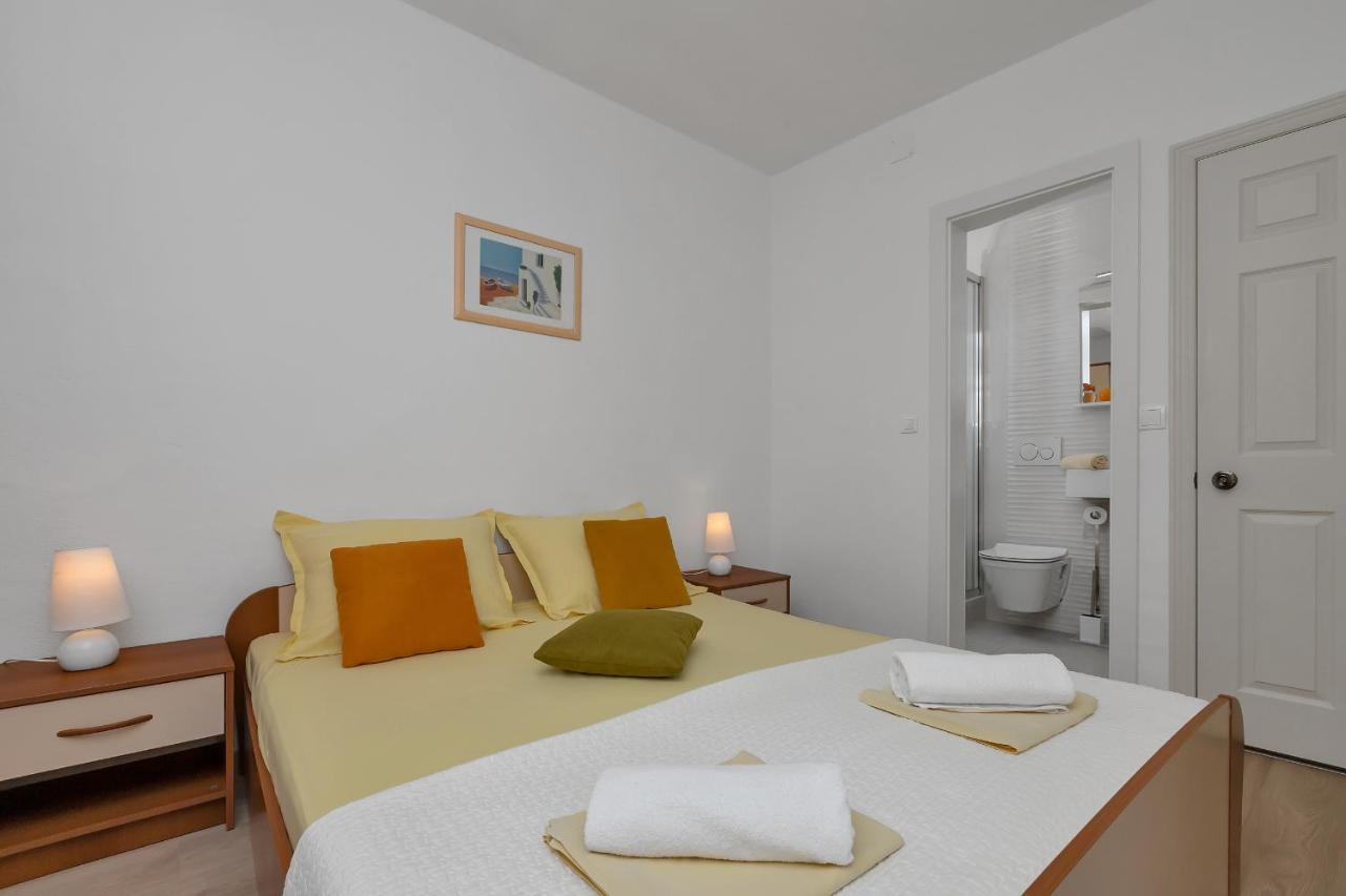 Apartments Marija Tučepi エクステリア 写真