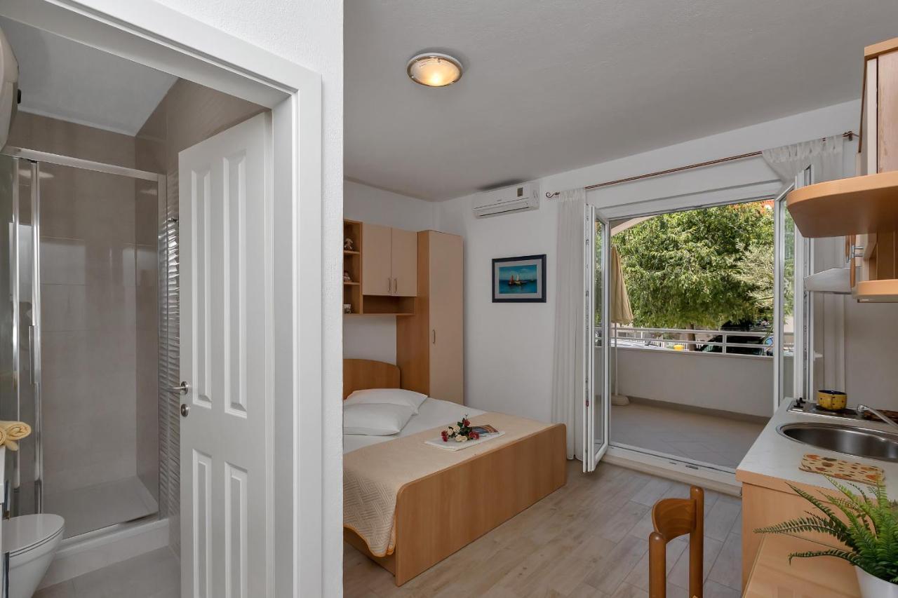 Apartments Marija Tučepi エクステリア 写真