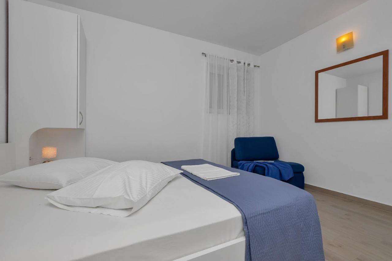 Apartments Marija Tučepi エクステリア 写真