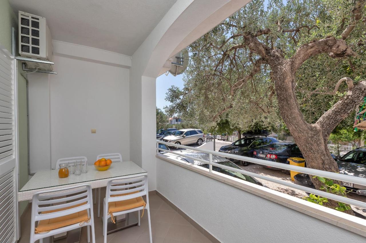 Apartments Marija Tučepi エクステリア 写真