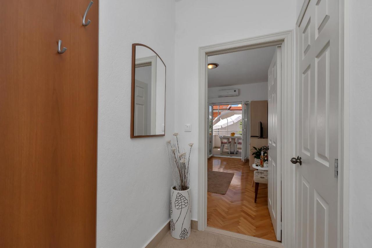 Apartments Marija Tučepi エクステリア 写真